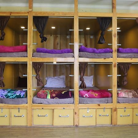 Indian Backpackers Hostel Manāli エクステリア 写真