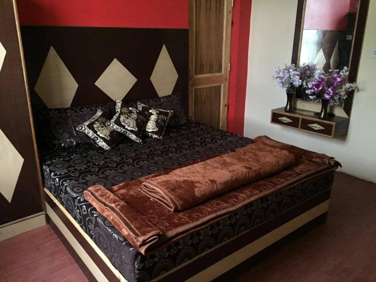 Indian Backpackers Hostel Manāli エクステリア 写真