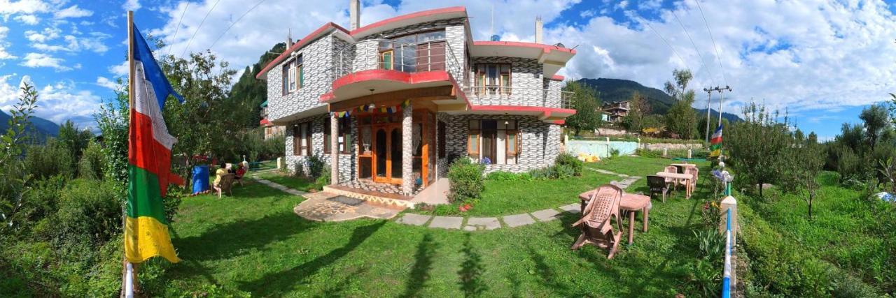 Indian Backpackers Hostel Manāli エクステリア 写真