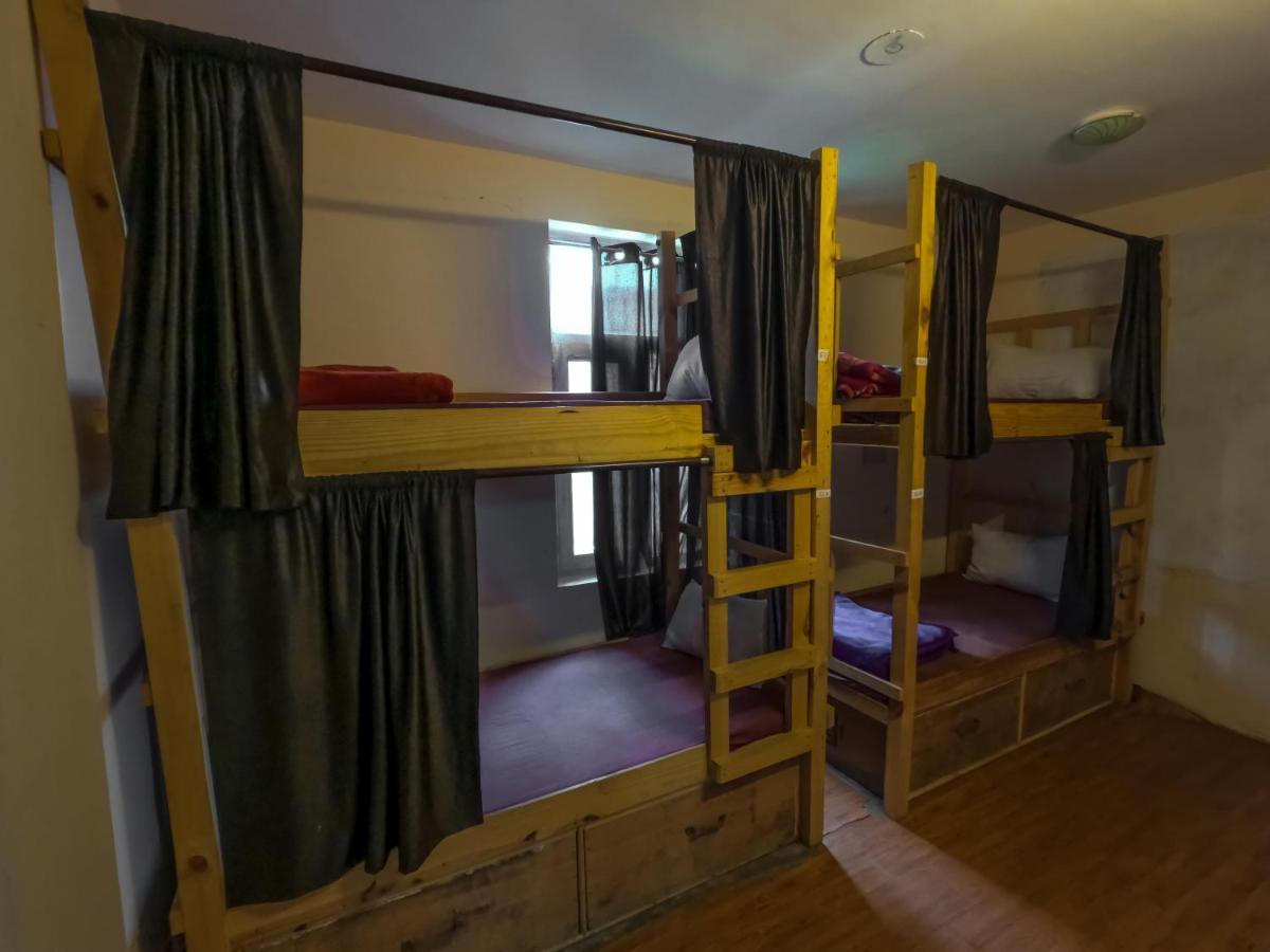 Indian Backpackers Hostel Manāli エクステリア 写真