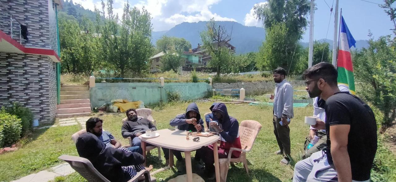 Indian Backpackers Hostel Manāli エクステリア 写真