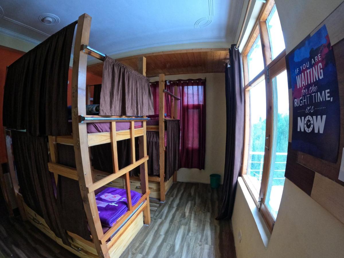 Indian Backpackers Hostel Manāli エクステリア 写真