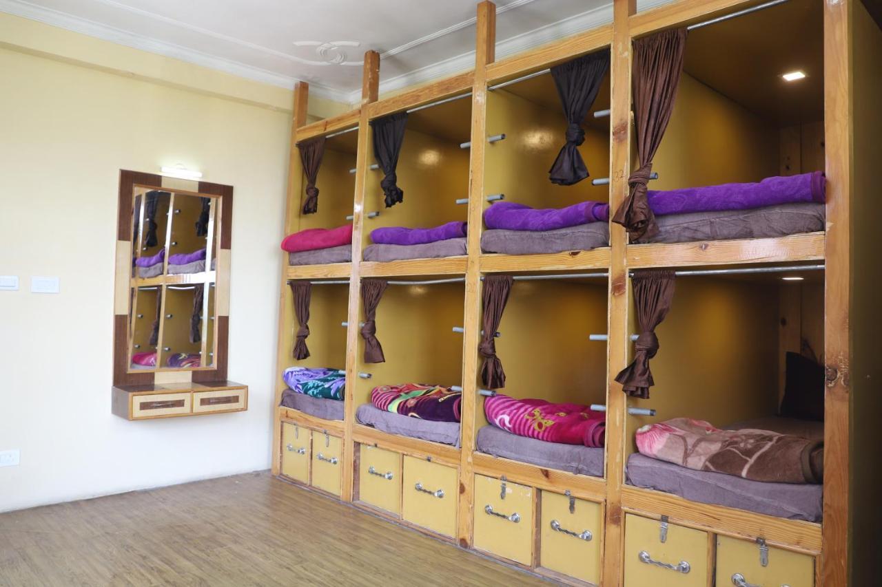 Indian Backpackers Hostel Manāli エクステリア 写真
